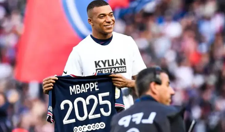 Mbappe signed a new contract by 2025