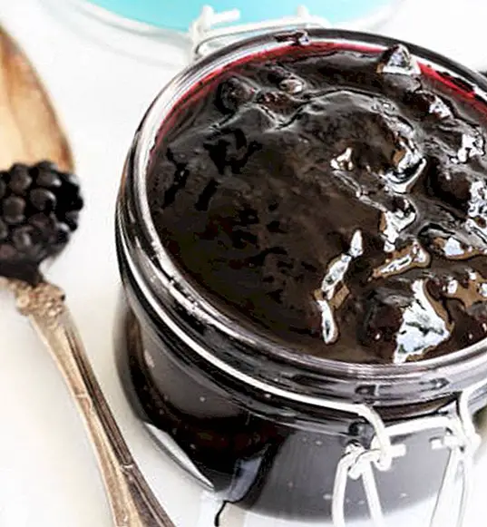 Black jam recipe with agave syrup instead of sugar